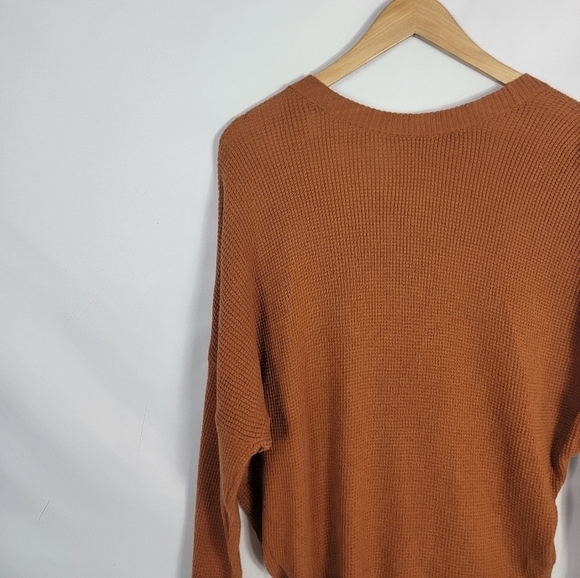 Women's NWT Splendid sweater - Picture 6 of 6
